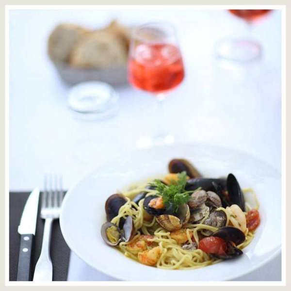 Le Restaurant - La Strada - Avignon - restaurant sympa LES ANGLES